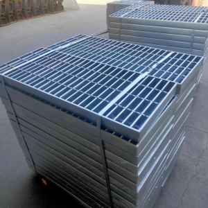 Heavy Duty Steel Grating for Industrial Applications